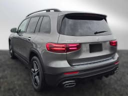 Mercedes-Benz GLB GLB 250 4MATIC SUV 2026 — side view