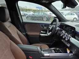 Mercedes-Benz GLB GLB 250 4MATIC SUV 2026 — side view