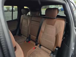 Mercedes-Benz GLB GLB 250 4MATIC SUV 2026 — side view