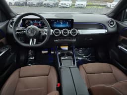 Mercedes-Benz GLB GLB 250 4MATIC SUV 2026 — side view