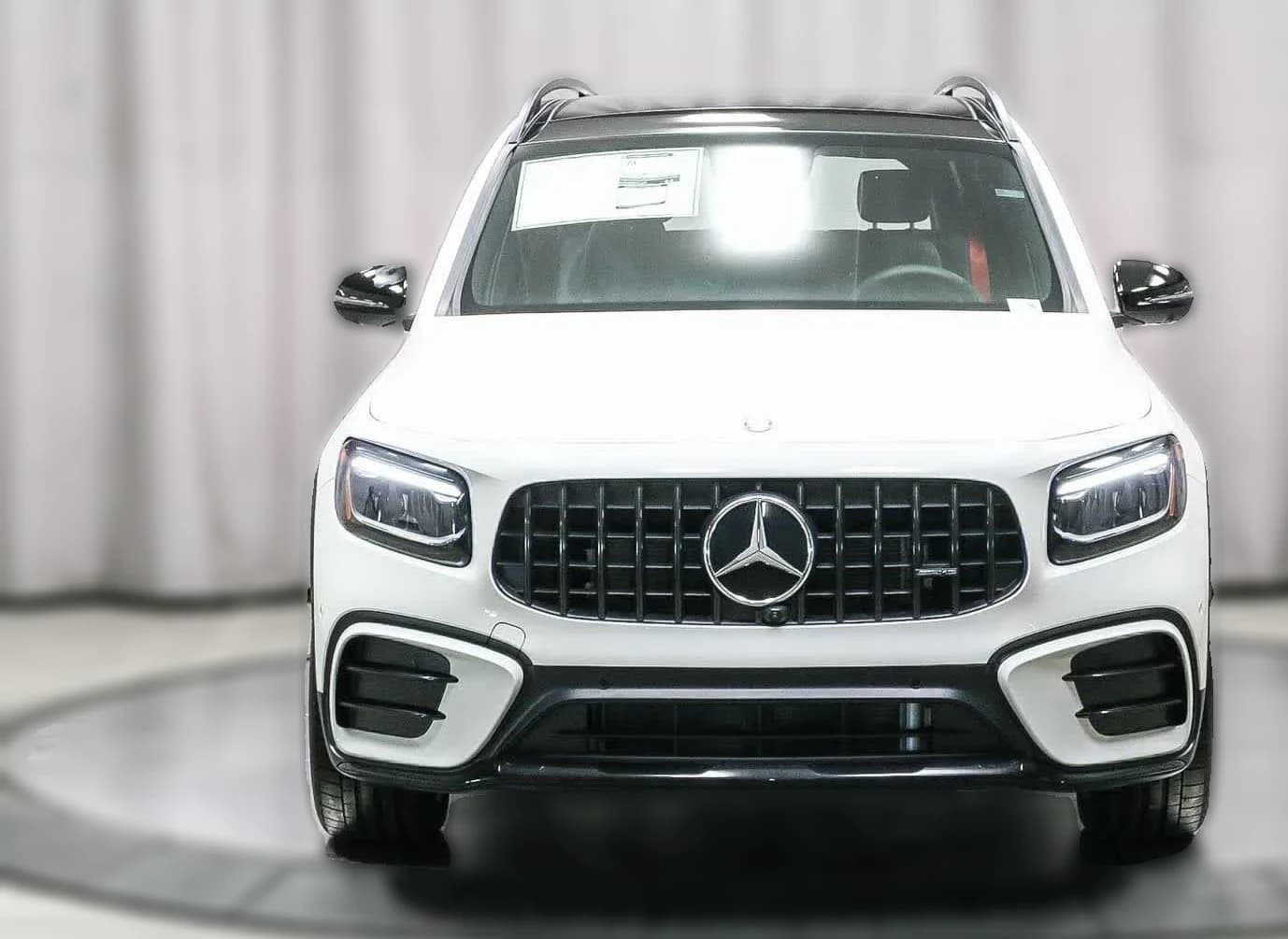 Mercedes-Benz GLB AMG GLB 35 4MATIC SUV 2026 — side view