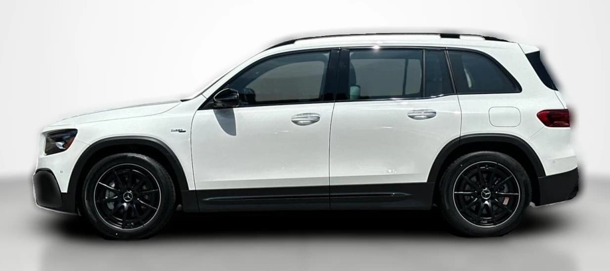 Mercedes-Benz GLB AMG GLB 35 4MATIC SUV 2026 — side view