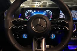 Mercedes-Benz GLB AMG GLB 35 4MATIC SUV 2026 — side view