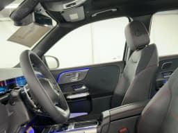 Mercedes-Benz GLB AMG GLB 35 4MATIC SUV 2026 — side view