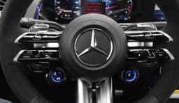 Mercedes-Benz GLB AMG GLB 35 4MATIC SUV 2026 — side view