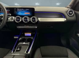 Mercedes-Benz GLB AMG GLB 35 4MATIC SUV 2026 — side view