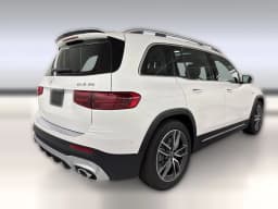 Mercedes-Benz GLB AMG GLB 35 4MATIC SUV 2026 — side view