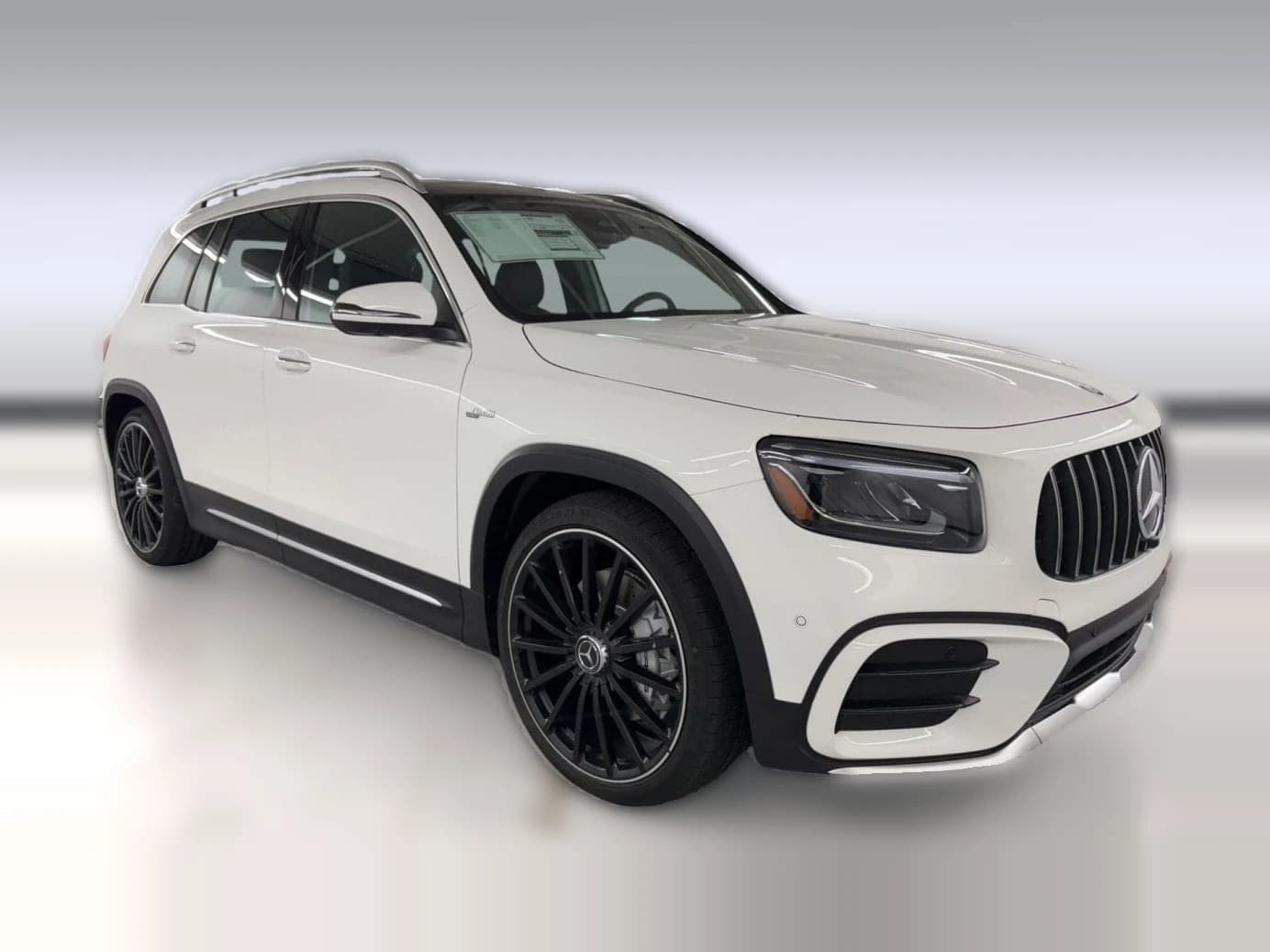 Mercedes-Benz GLB AMG GLB 35 4MATIC SUV 2026 — side view