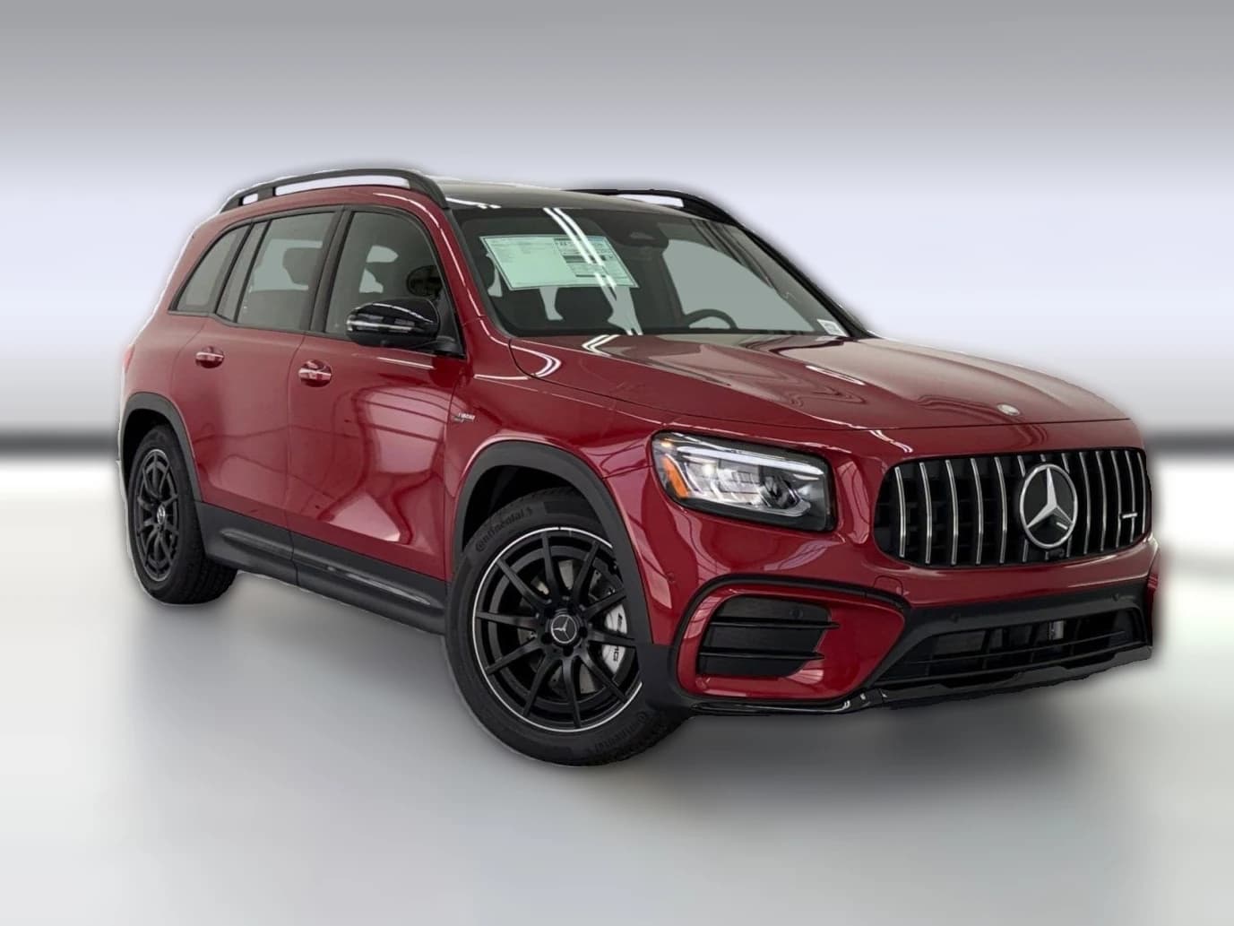 Mercedes-Benz GLB AMG GLB 35 4MATIC SUV 2026 — side view