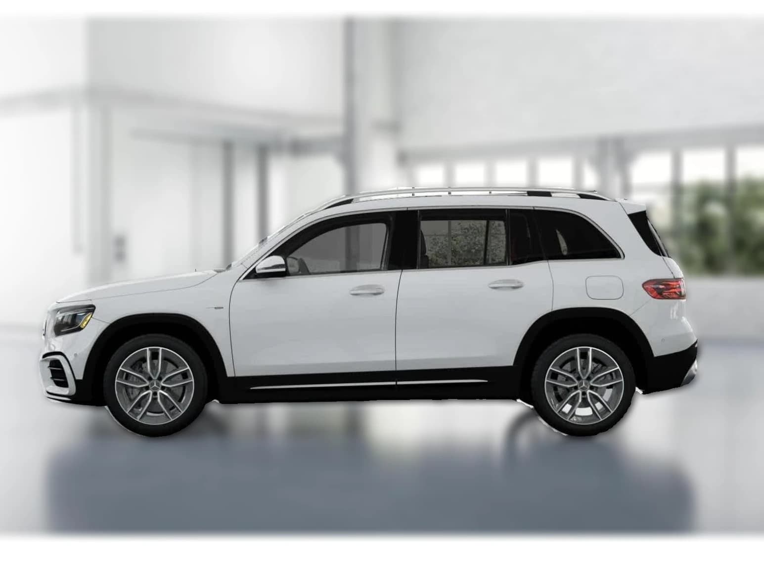 Mercedes-Benz GLB AMG GLB 35 4MATIC SUV 2026 — side view