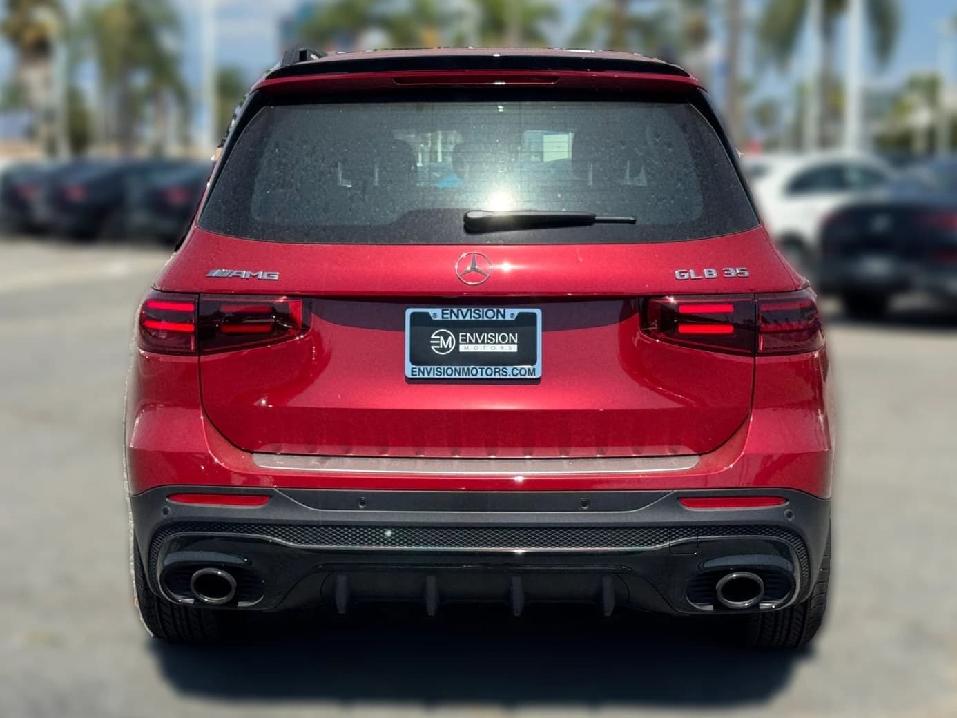 Mercedes-Benz GLB AMG GLB 35 4MATIC SUV 2026 — side view
