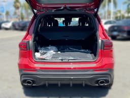 Mercedes-Benz GLB AMG GLB 35 4MATIC SUV 2026 — side view