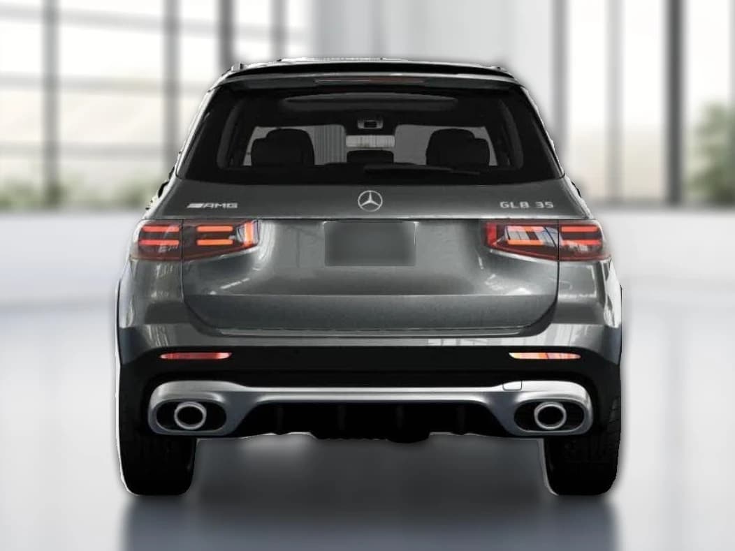 Mercedes-Benz GLB AMG GLB 35 4MATIC SUV 2026 — side view
