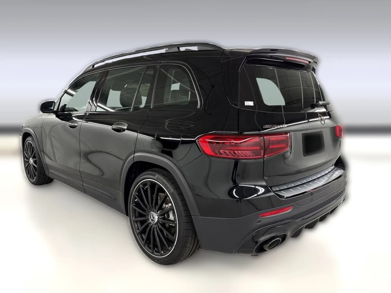 Mercedes-Benz GLB AMG GLB 35 4MATIC SUV 2026 — side view