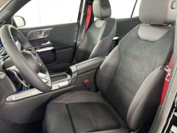 Mercedes-Benz GLB AMG GLB 35 4MATIC SUV 2026 — side view