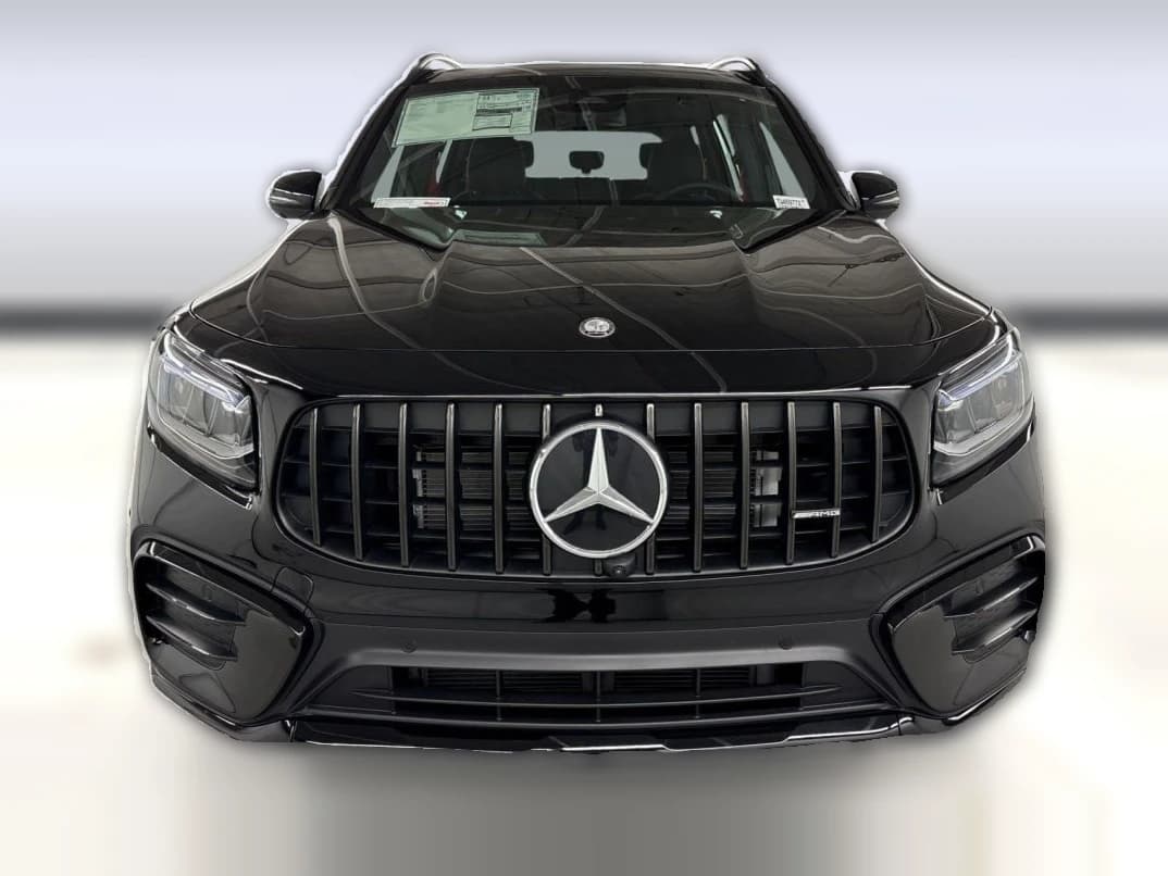 Mercedes-Benz GLB AMG GLB 35 4MATIC SUV 2026 — side view