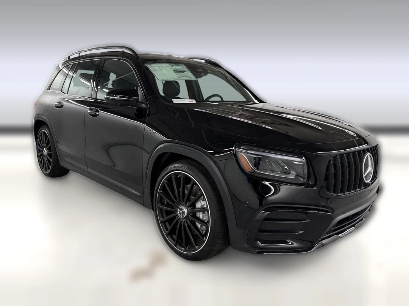 Mercedes-Benz GLB AMG GLB 35 4MATIC SUV 2026 — side view