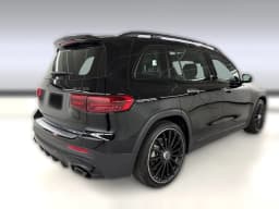 Mercedes-Benz GLB AMG GLB 35 4MATIC SUV 2026 — side view