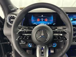 Mercedes-Benz GLB AMG GLB 35 4MATIC SUV 2026 — side view