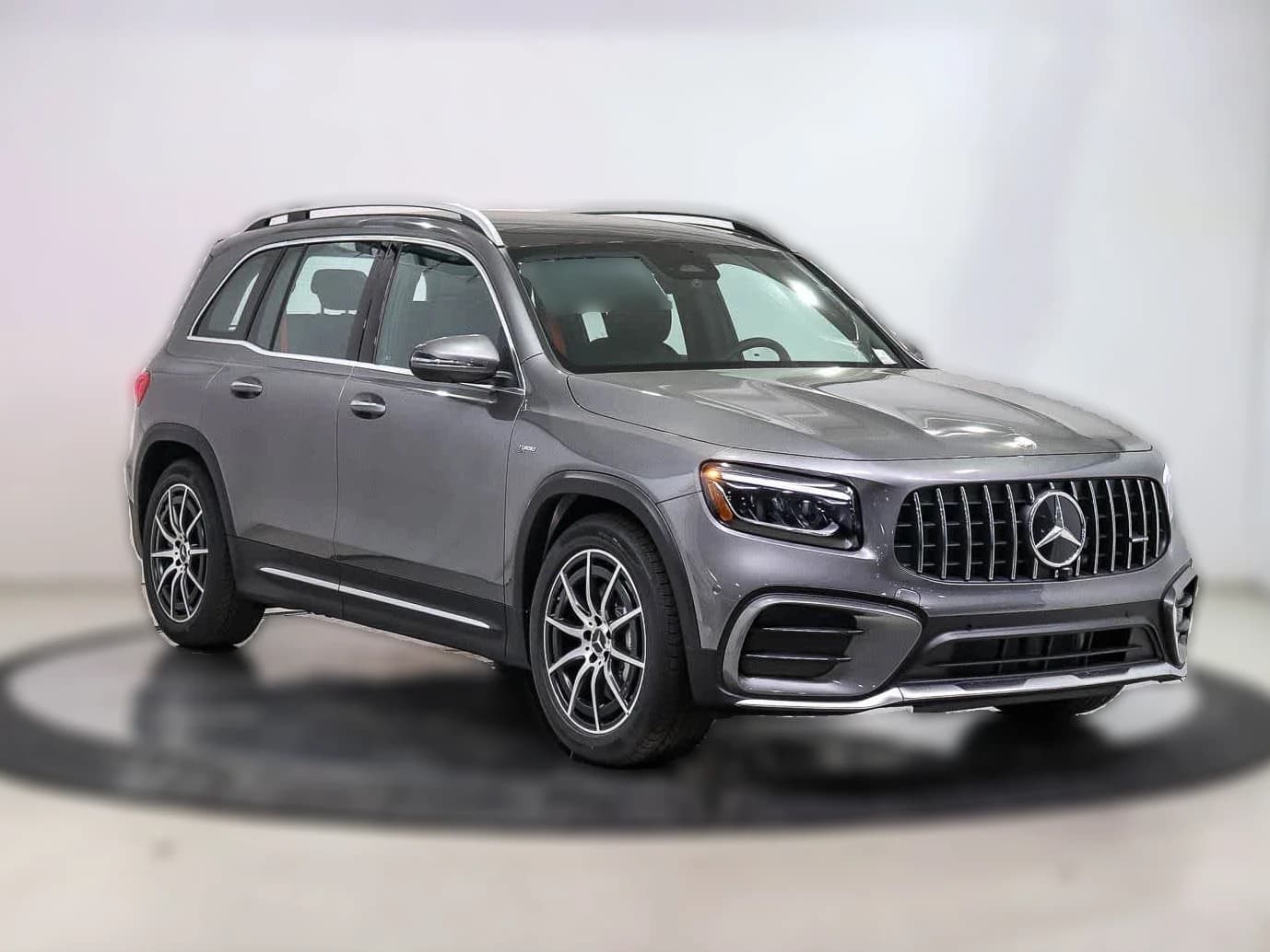 Mercedes-Benz GLB AMG GLB 35 4MATIC SUV 2026 — side view