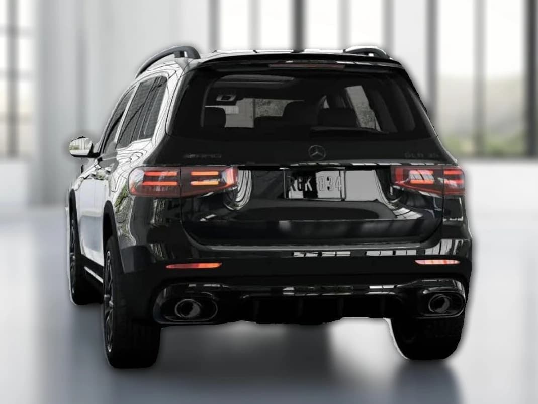 Mercedes-Benz GLB AMG GLB 35 4MATIC SUV 2026 — side view