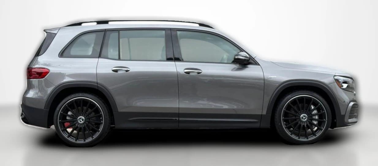 Mercedes-Benz GLB AMG GLB 35 4MATIC SUV 2026 — side view