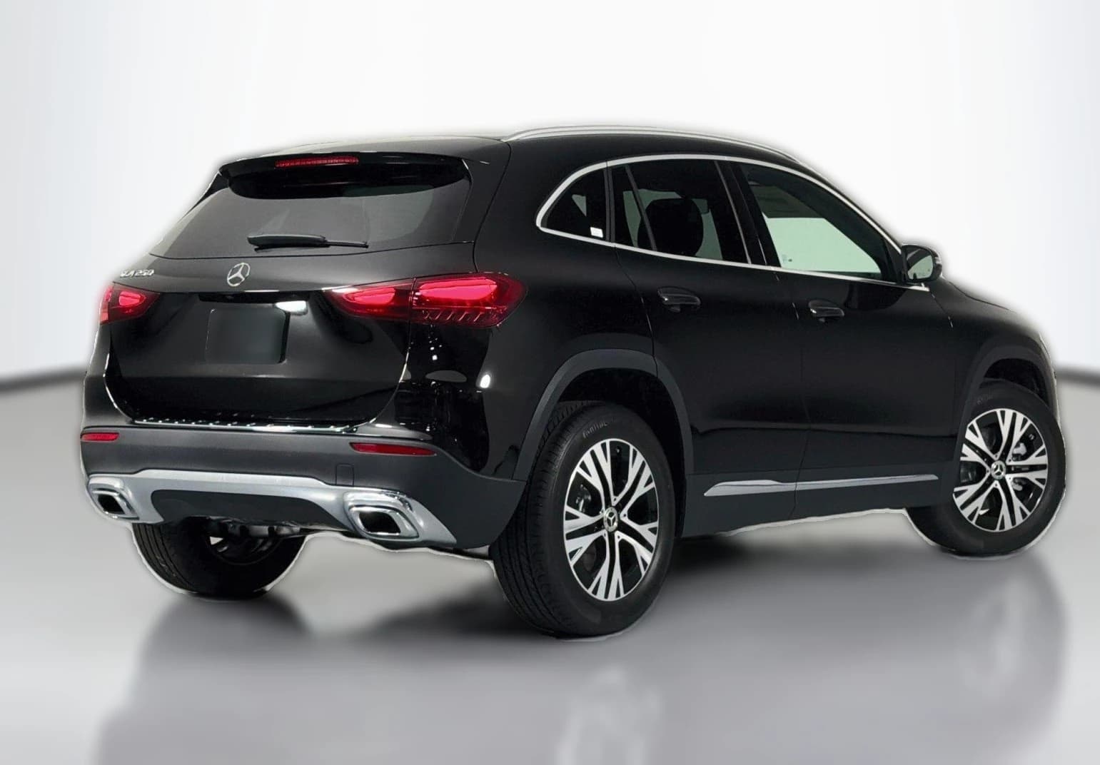 Mercedes-Benz GLA GLA 250 SUV 2026 — side view