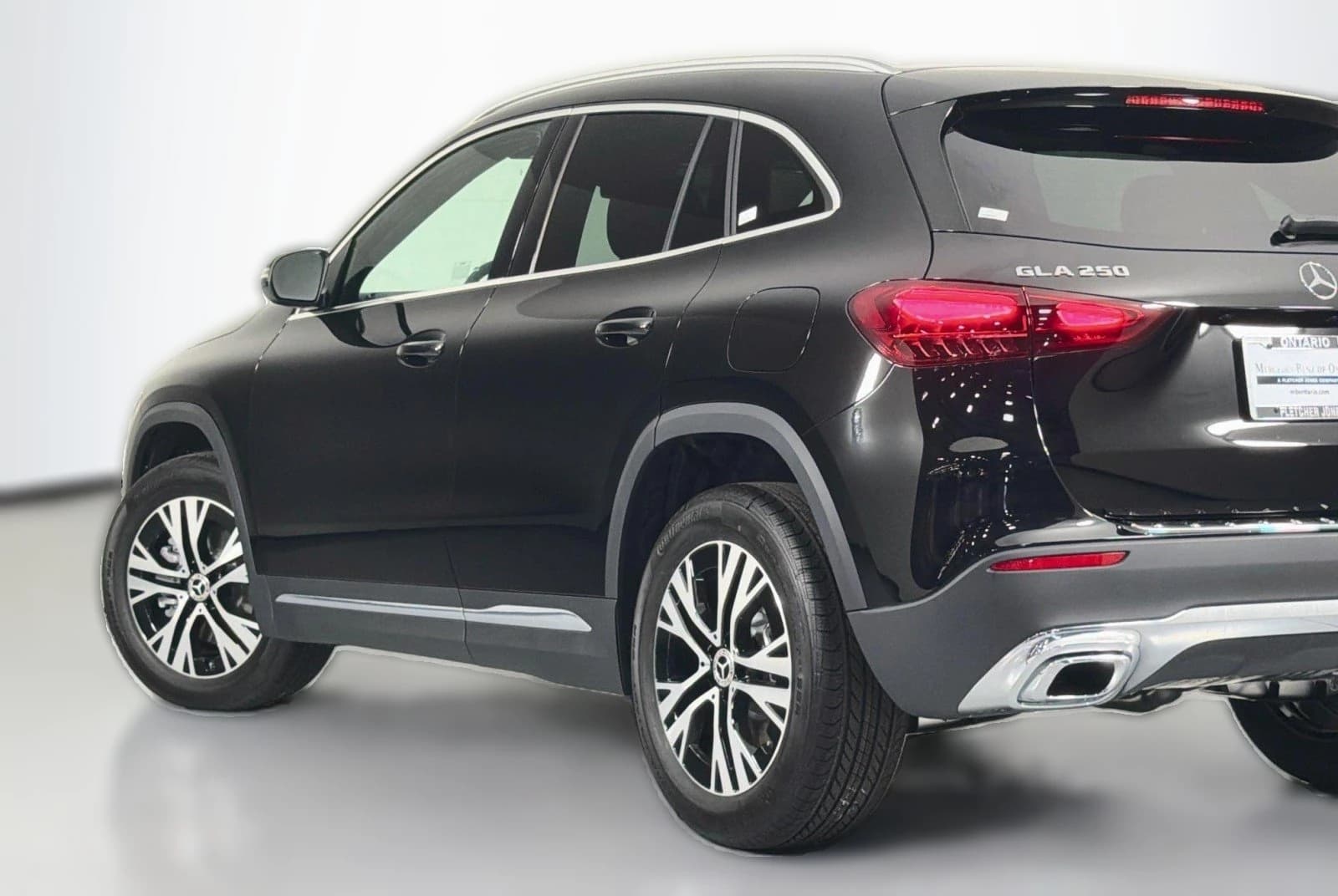 Mercedes-Benz GLA GLA 250 SUV 2026 — side view