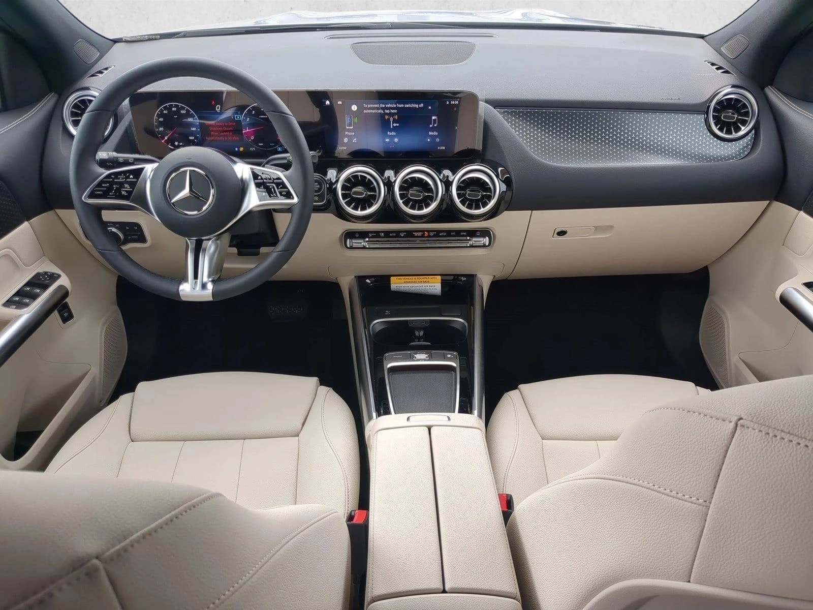 Mercedes-Benz GLA GLA 250 SUV 2026 — side view