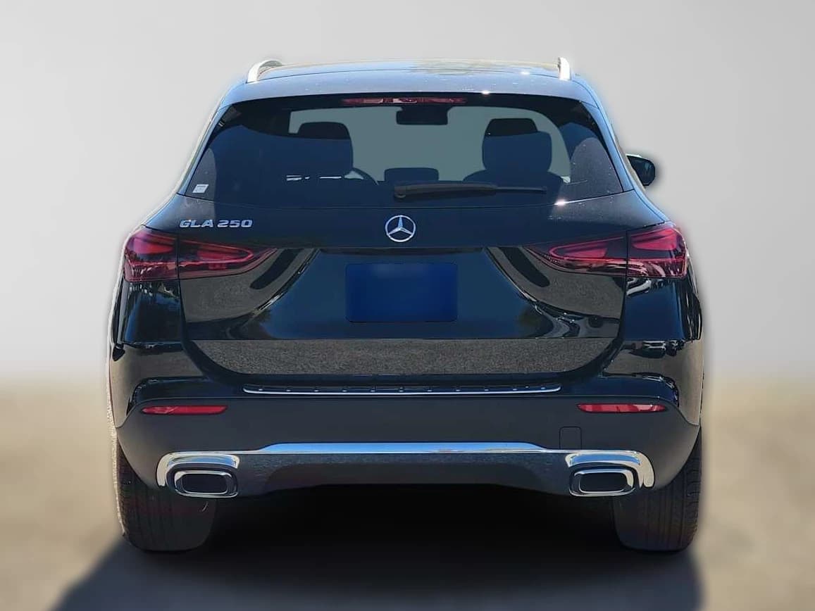 Mercedes-Benz GLA GLA 250 SUV 2026 — side view