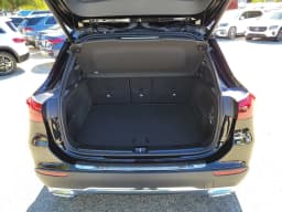 Mercedes-Benz GLA GLA 250 SUV 2026 — side view