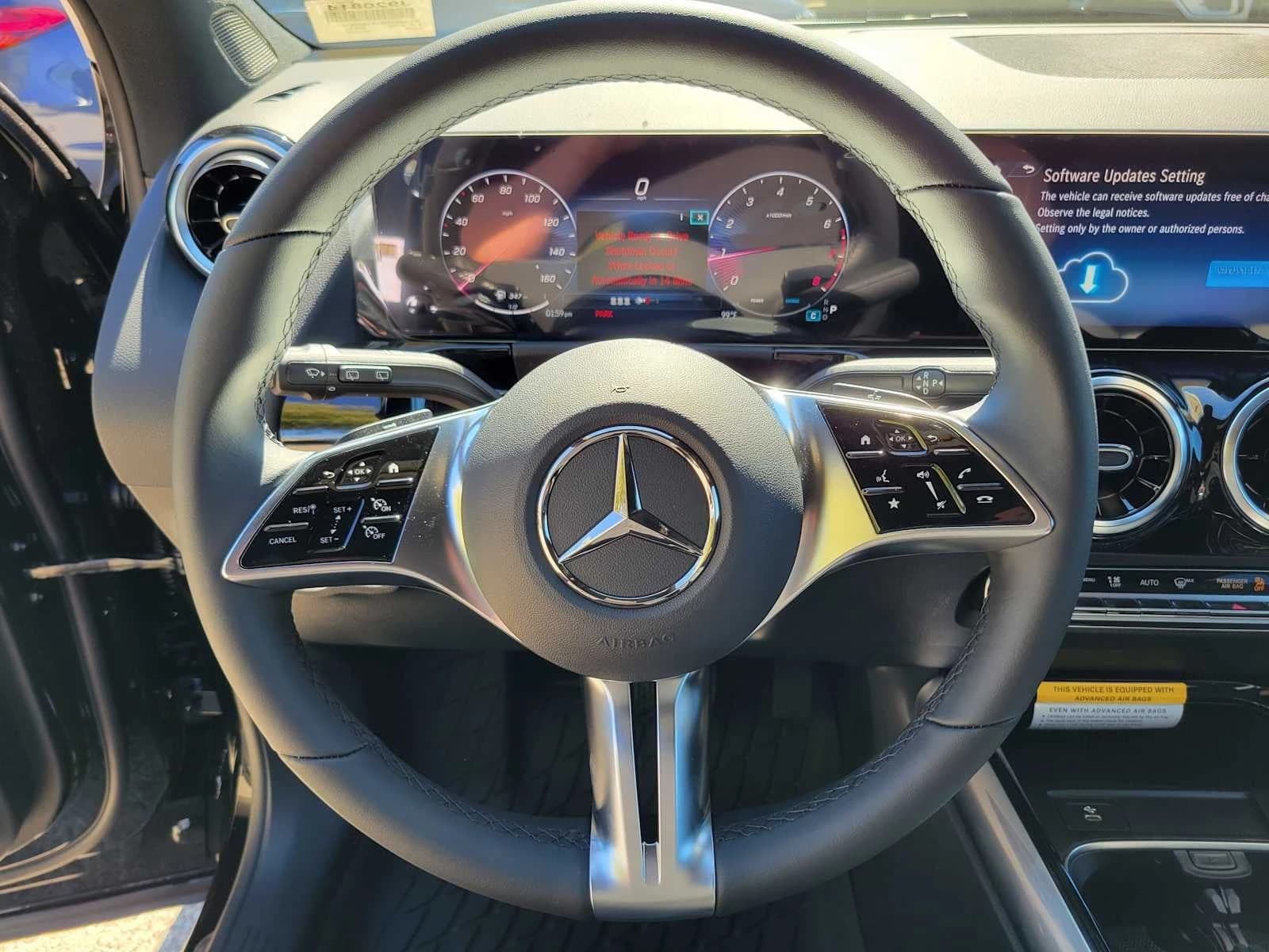Mercedes-Benz GLA GLA 250 SUV 2026 — side view