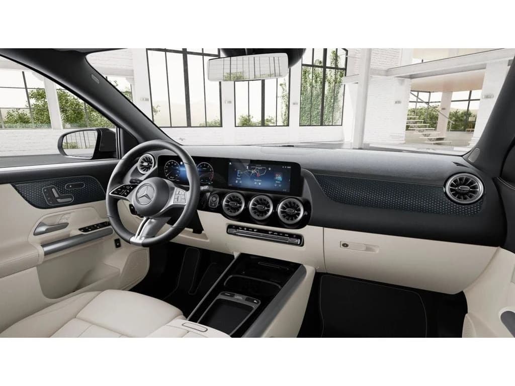 Mercedes-Benz GLA GLA 250 4MATIC SUV 2026 — side view