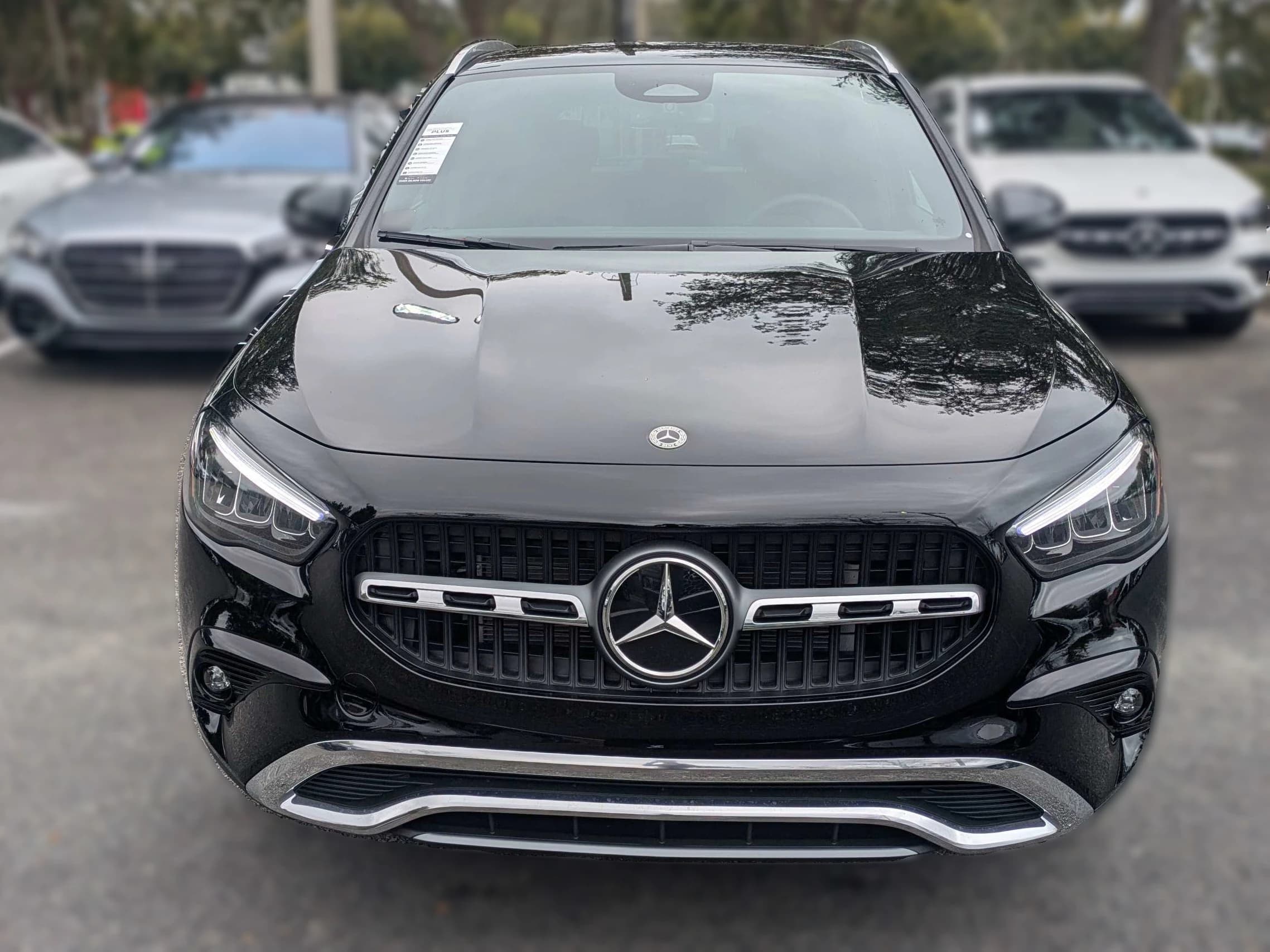 Mercedes-Benz GLA GLA 250 4MATIC SUV 2026 — side view