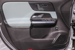 Mercedes-Benz GLA GLA 250 4MATIC SUV 2026 — side view