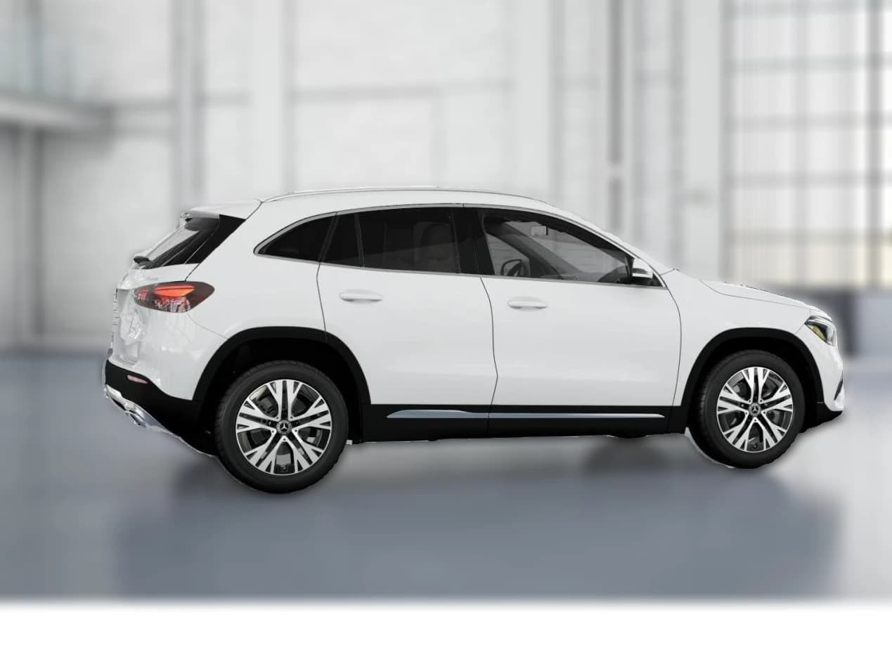 Mercedes-Benz GLA GLA 250 4MATIC SUV 2026 — side view