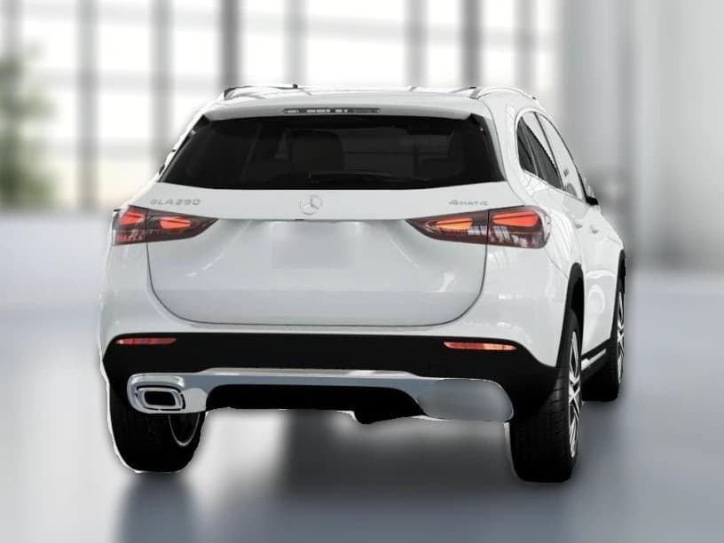 Mercedes-Benz GLA GLA 250 4MATIC SUV 2026 — side view