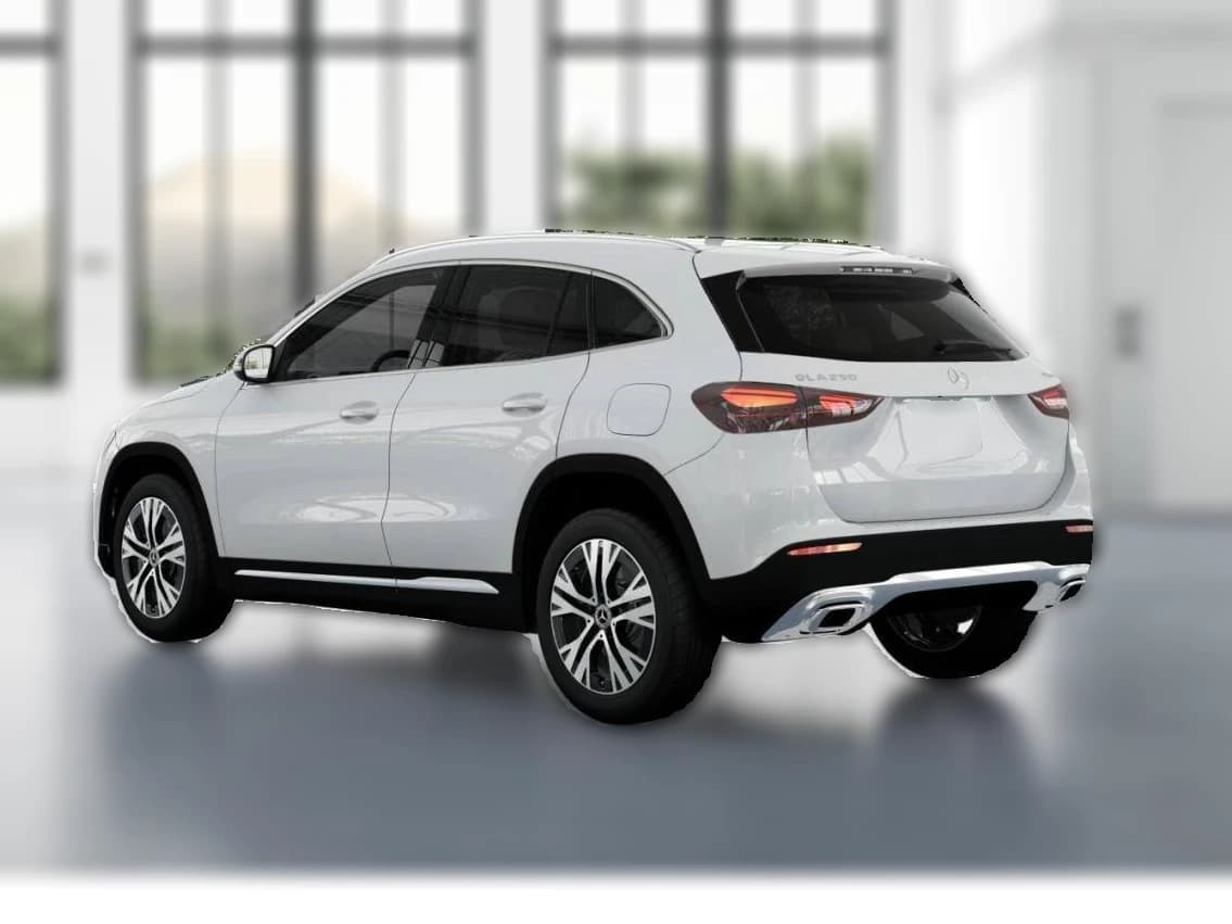 Mercedes-Benz GLA GLA 250 4MATIC SUV 2026 — side view