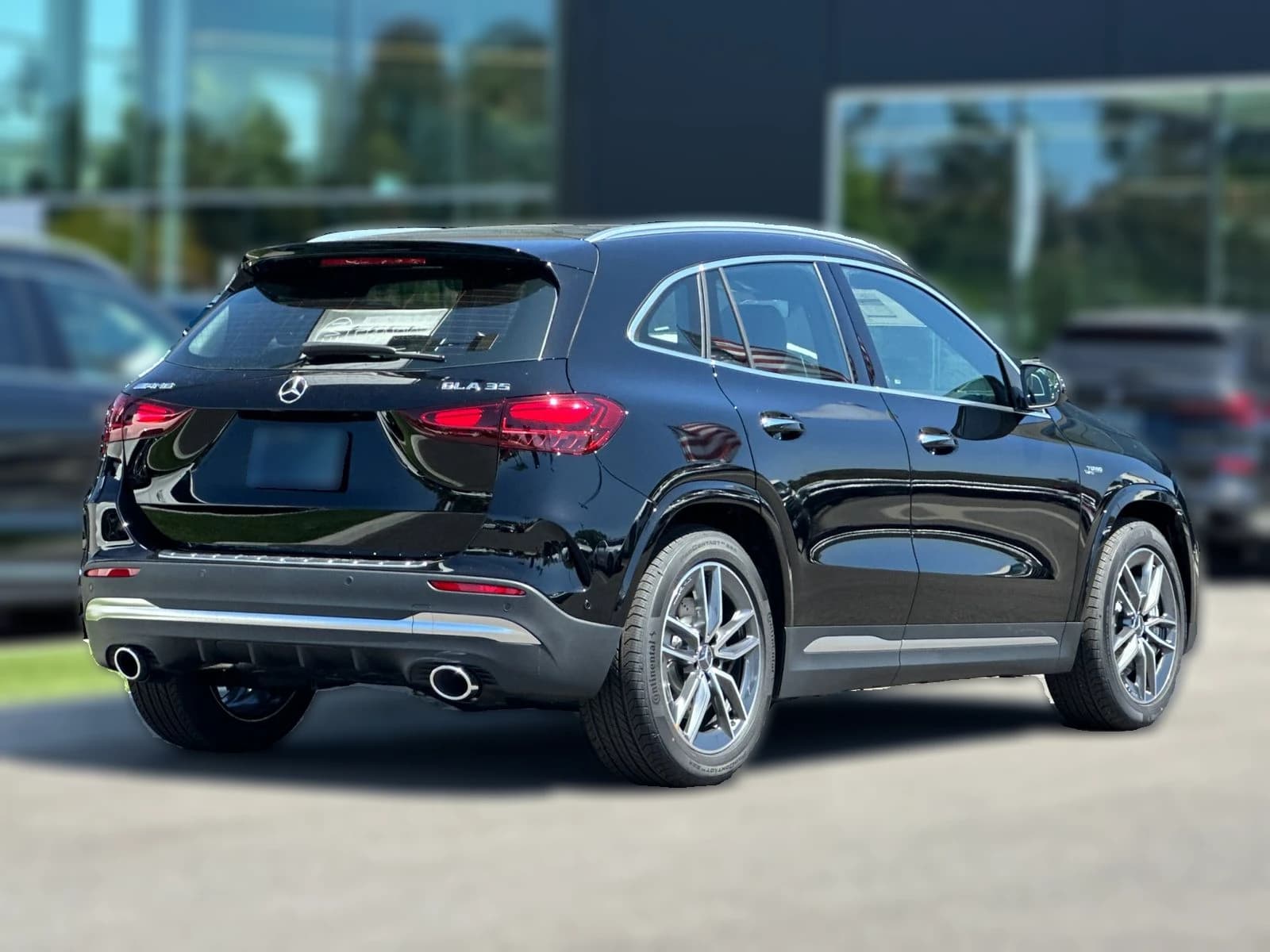 Mercedes-Benz GLA AMG GLA 35 4MATIC SUV 2026 — side view