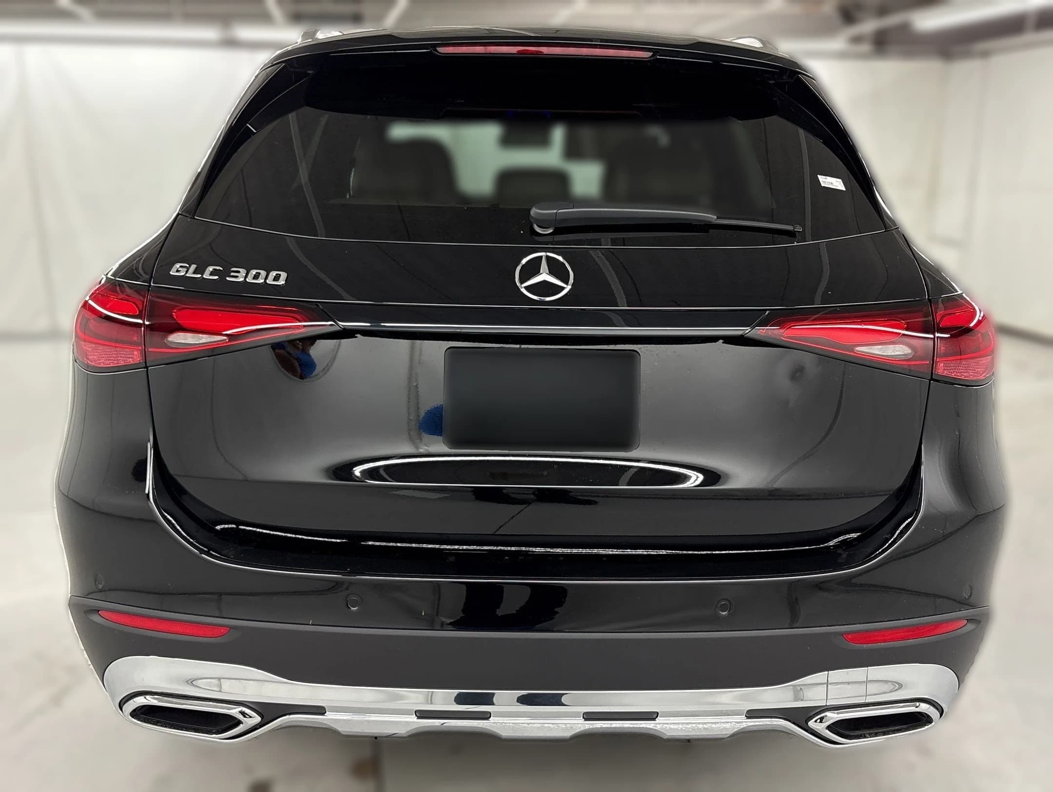 Mercedes-Benz GLC GLC 300 SUV 2026 — side view