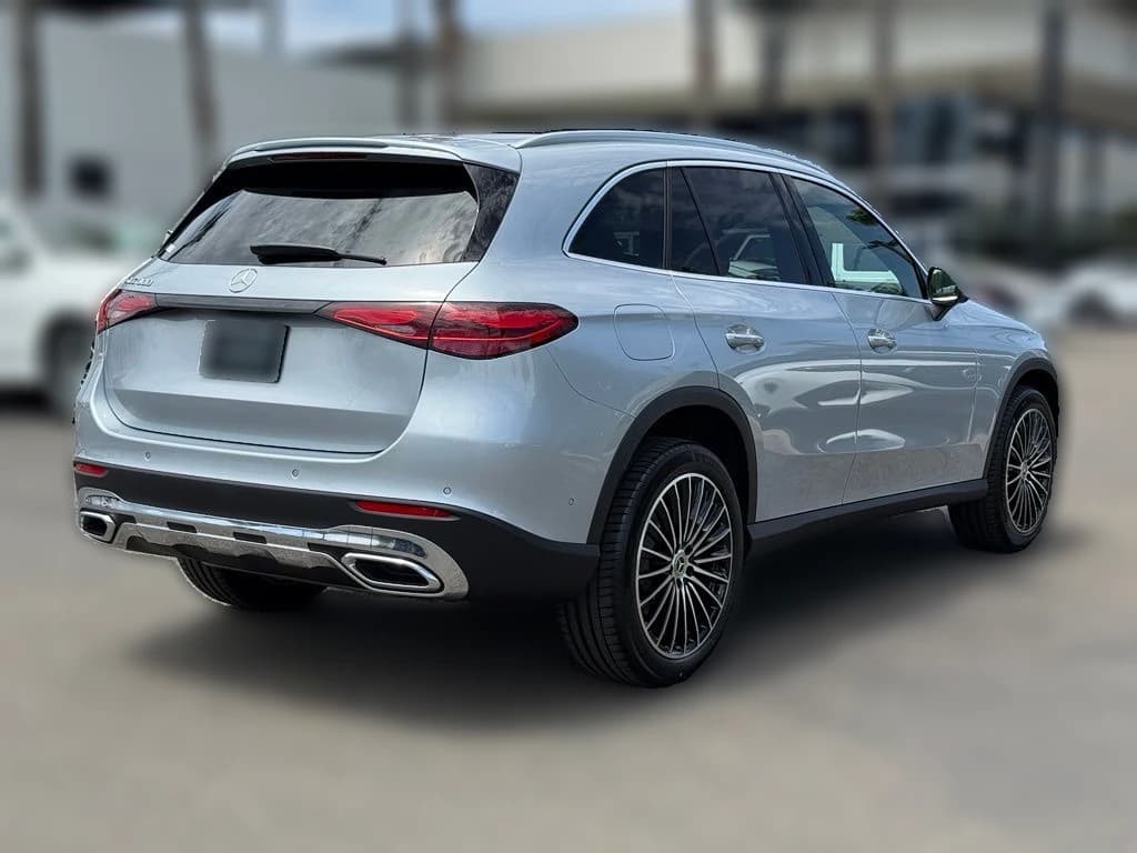 Mercedes-Benz GLC GLC 300 SUV 2026 — side view