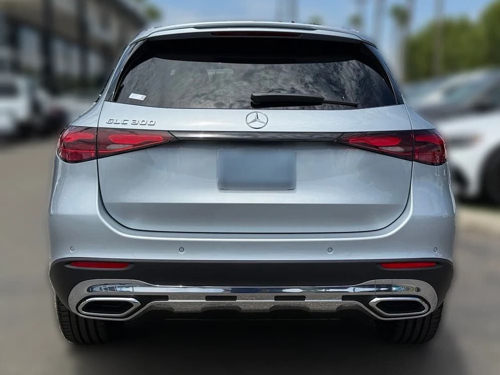 Mercedes-Benz GLC GLC 300 SUV 2026 — side view