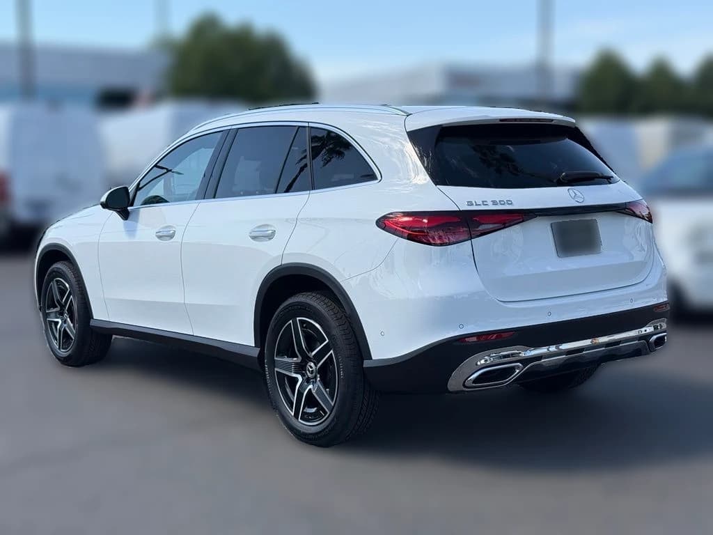 Mercedes-Benz GLC GLC 300 SUV 2027 — side view