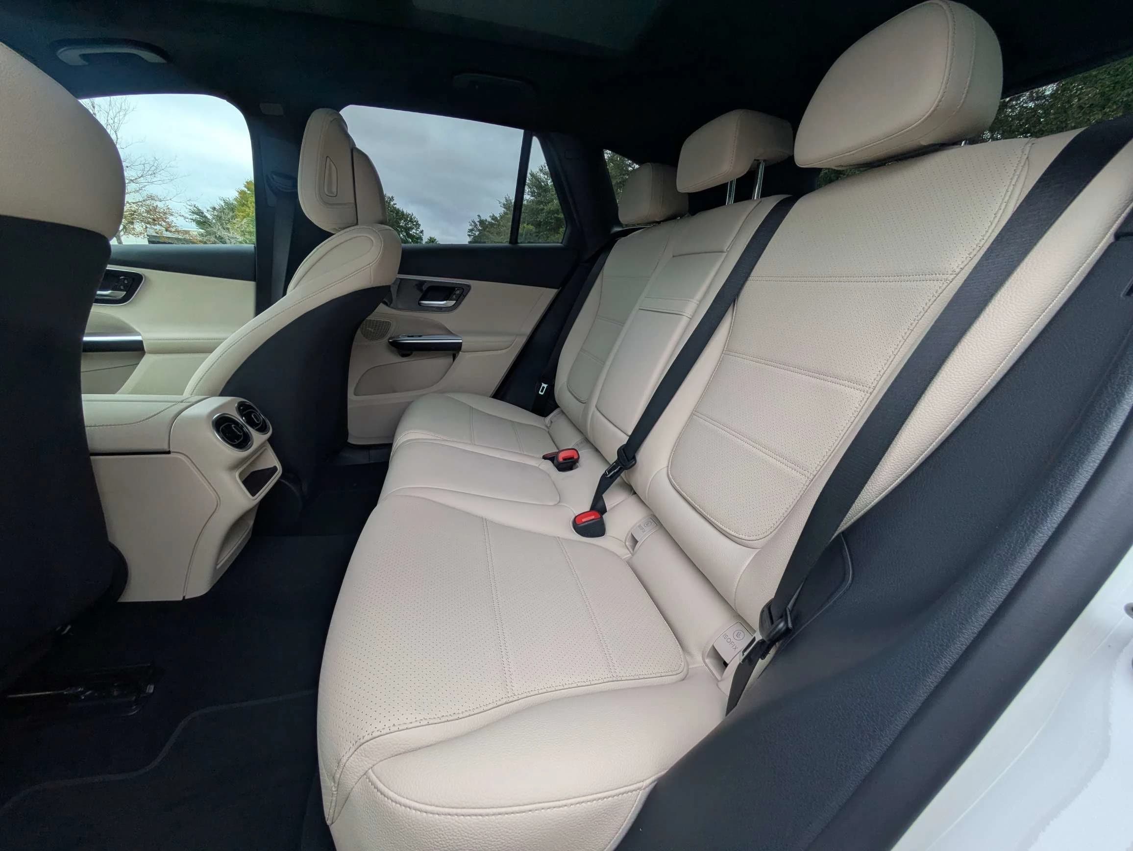 Mercedes-Benz GLC GLC 300 SUV 2027 — side view