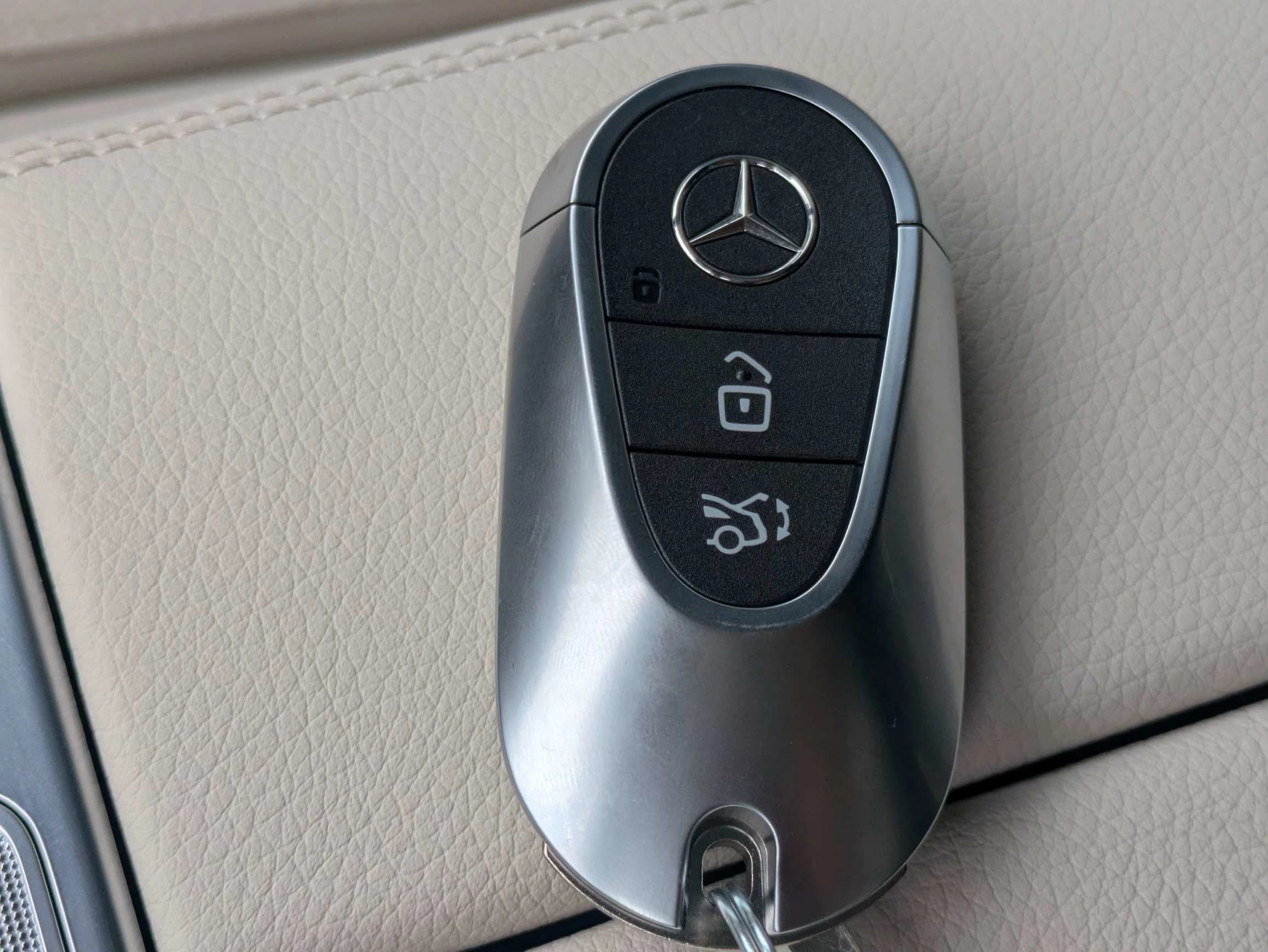 Mercedes-Benz GLC GLC 300 SUV 2027 — side view