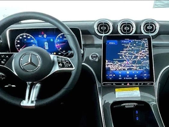 Mercedes-Benz GLC GLC 300 4MATIC SUV 2027 — side view