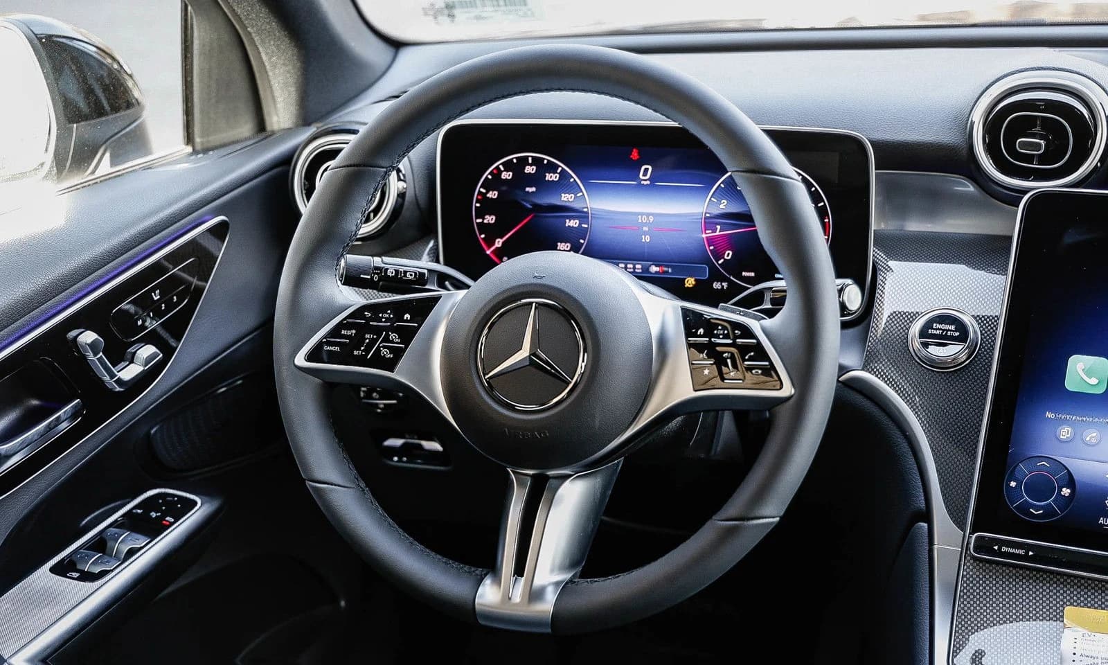 Mercedes-Benz GLC GLC 300 4MATIC SUV 2026 — side view