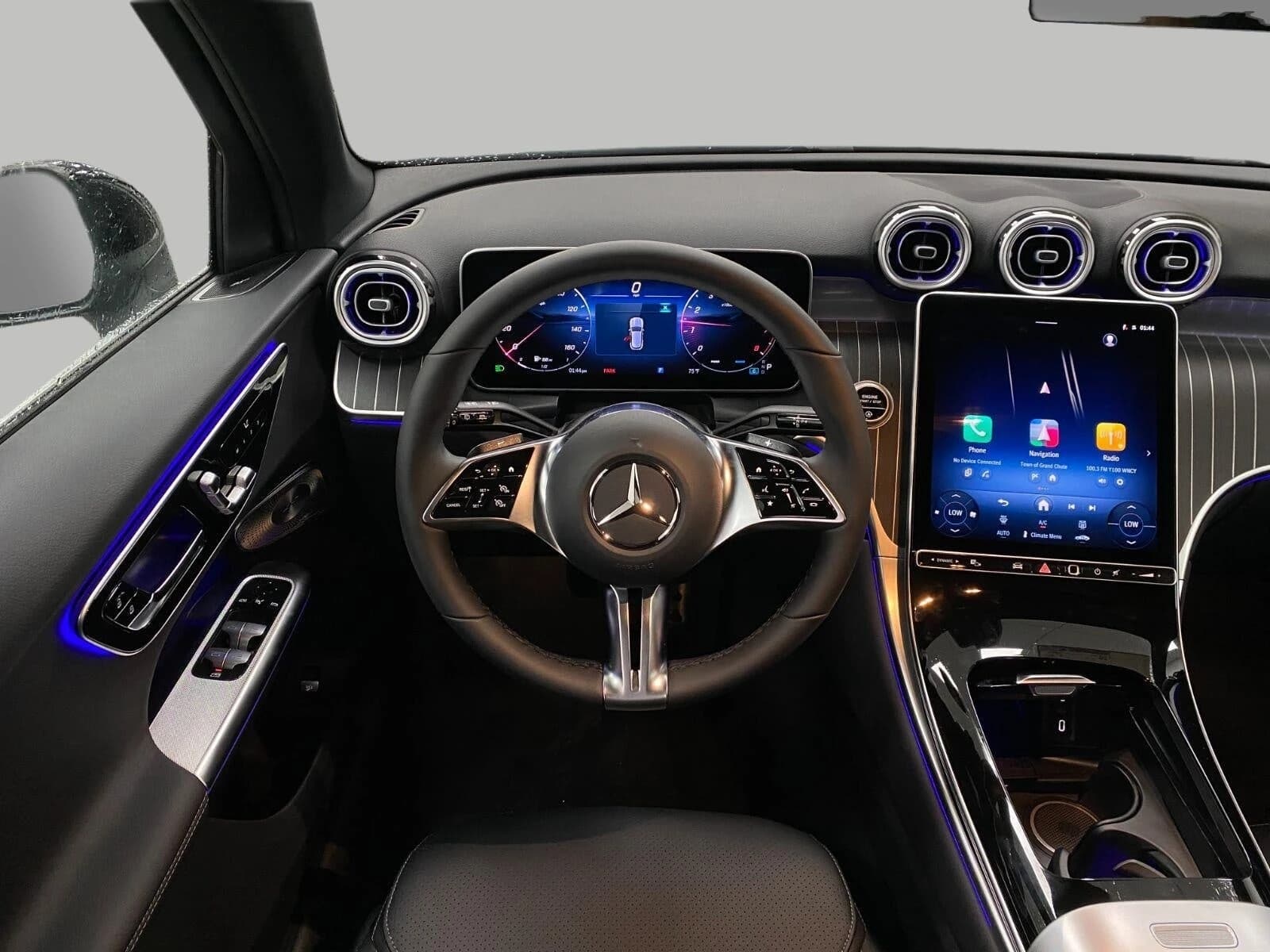 Mercedes-Benz GLC GLC 300 4MATIC SUV 2026 — side view