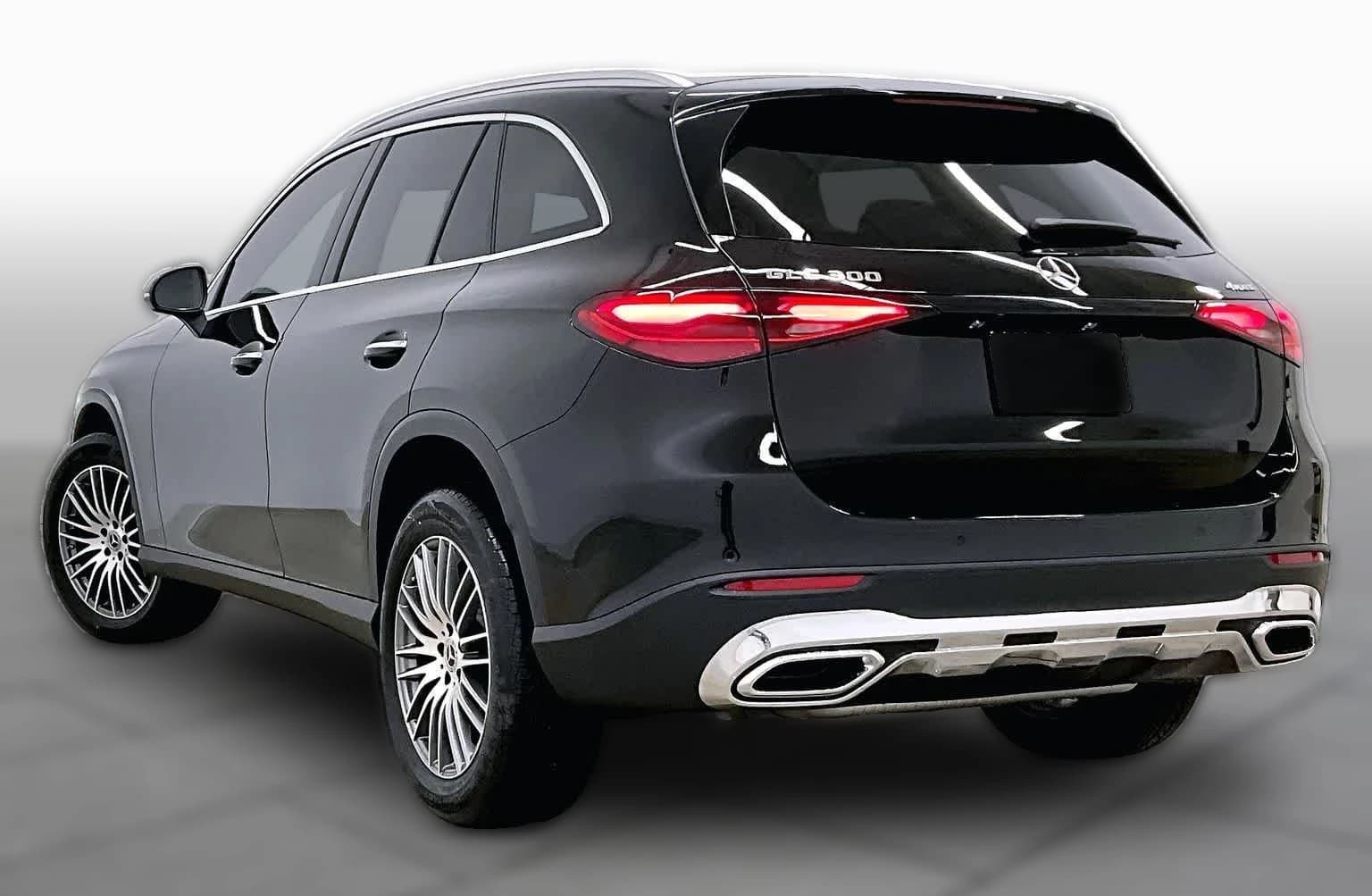 Mercedes-Benz GLC GLC 300 4MATIC SUV 2026 — side view