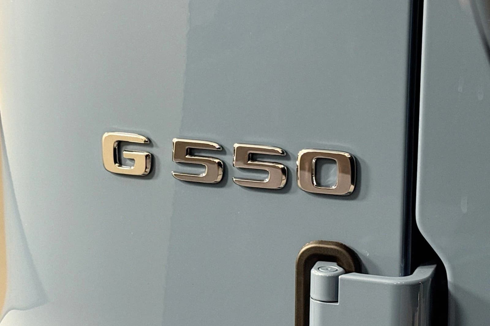 Mercedes-Benz G-Class G 550 SUV 2026 — side view